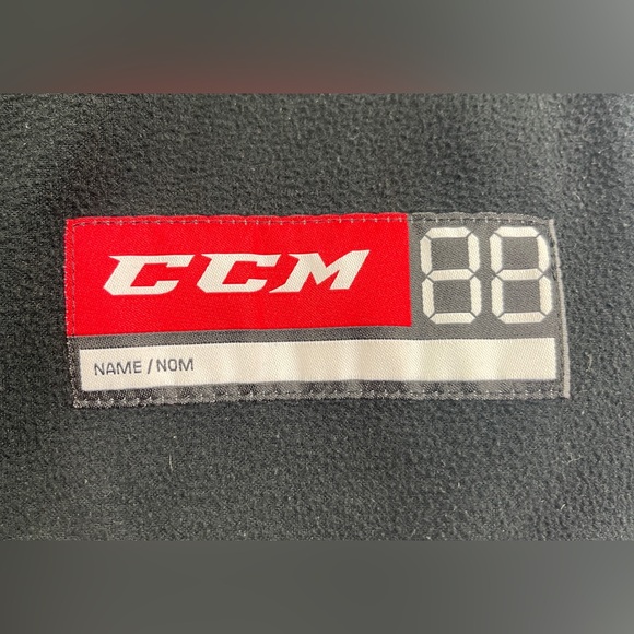 Men’s CCM Black Blues Hockey Team Jacket Size Small - Picture 4 of 5